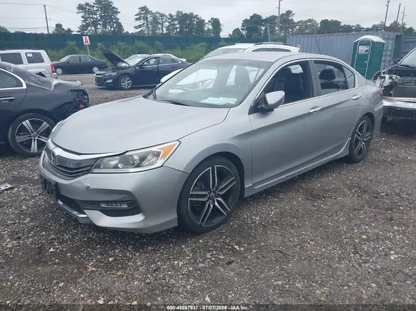 1HGCR2F14HA152899 2017 HONDA ACCORD - Image 2