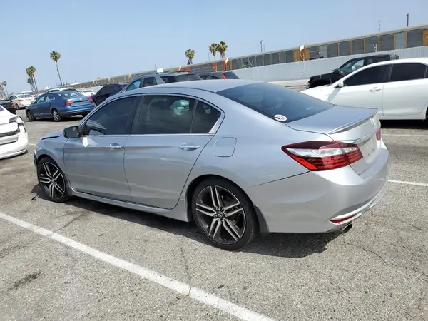 1HGCR2F14HA154698 2017 HONDA ACCORD - Image 2