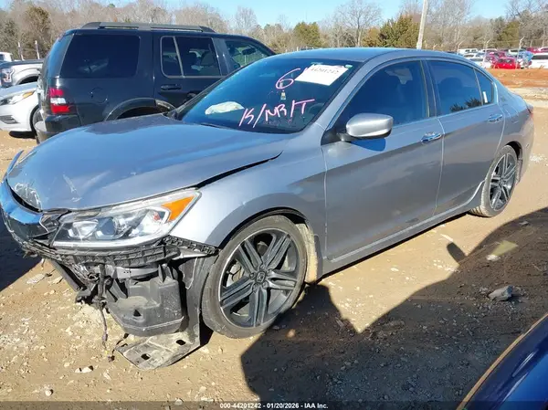1HGCR2F14HA156192 2017 HONDA ACCORD - Image 2