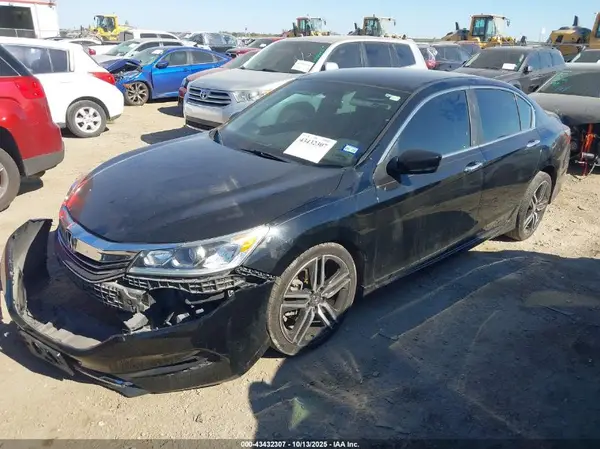 1HGCR2F14HA168780 2017 HONDA ACCORD - Image 2