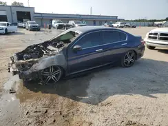 1HGCR2F14HA181027 2017 HONDA ACCORD