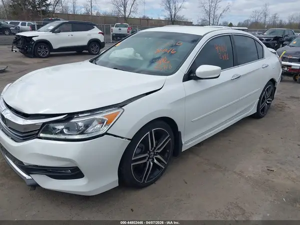1HGCR2F14HA186180 2017 HONDA ACCORD - Image 2