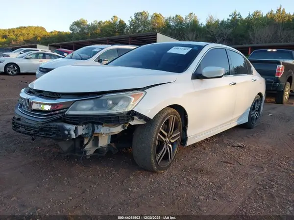 1HGCR2F14HA202894 2017 HONDA ACCORD - Image 2