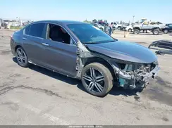 1HGCR2F14HA213992 2017 HONDA ACCORD