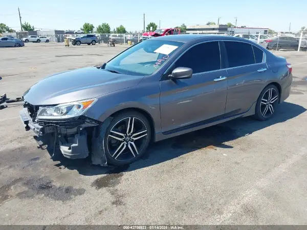 1HGCR2F14HA213992 2017 HONDA ACCORD - Image 2