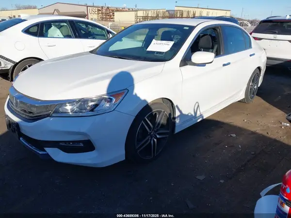 1HGCR2F14HA223941 2017 HONDA ACCORD - Image 2