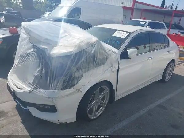 1HGCR2F14HA226905 2017 HONDA ACCORD - Image 2