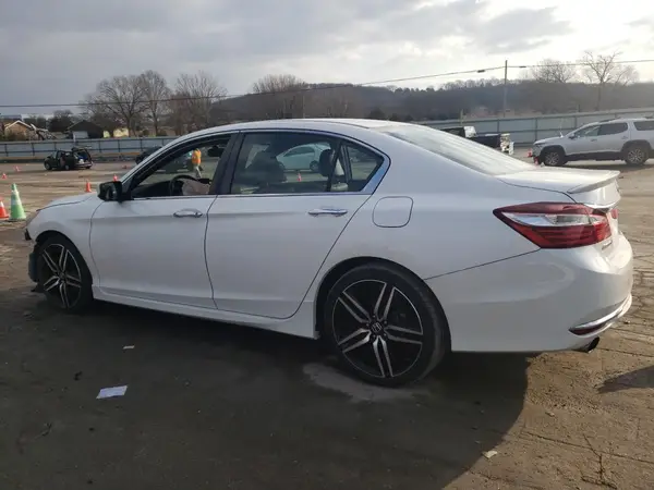 1HGCR2F14HA227620 2017 HONDA ACCORD - Image 2