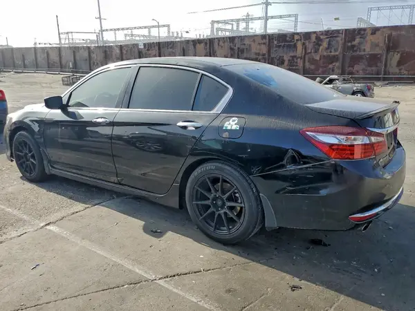 1HGCR2F14HA230940 2017 HONDA ACCORD - Image 2