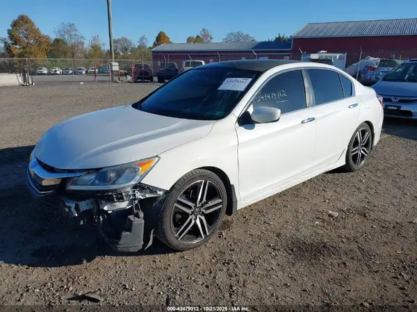 1HGCR2F14HA237659 2017 HONDA ACCORD - Image 2