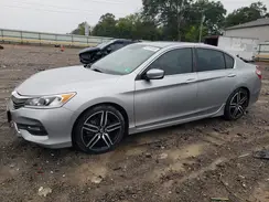 1HGCR2F14HA260701 2017 HONDA ACCORD