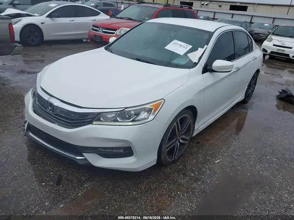 1HGCR2F14HA269379 2017 HONDA ACCORD - Image 2