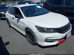 1HGCR2F14HA281113 2017 HONDA ACCORD