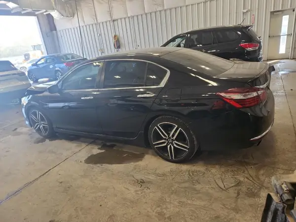 1HGCR2F14HA285162 2017 HONDA ACCORD - Image 2