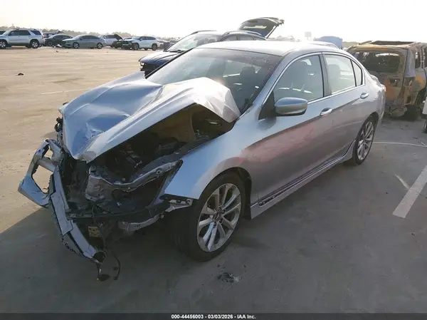 1HGCR2F15HA010657 2017 HONDA ACCORD - Image 2