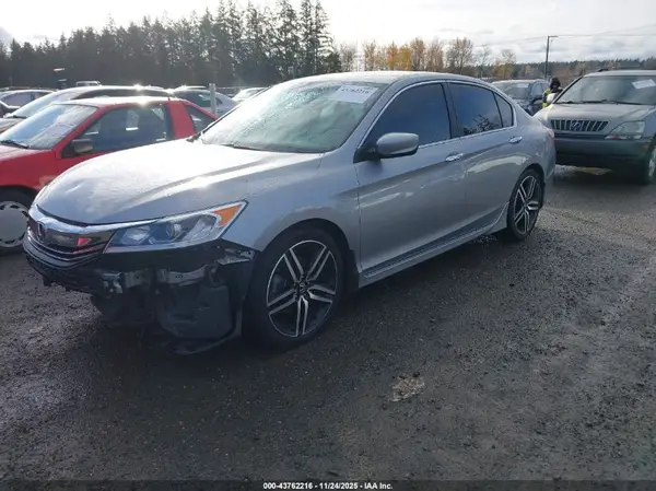 1HGCR2F15HA020251 2017 HONDA ACCORD - Image 2