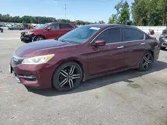 1HGCR2F15HA023845 2017 HONDA ACCORD