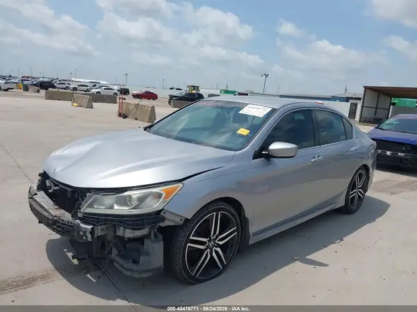 1HGCR2F15HA038782 2017 HONDA ACCORD - Image 2