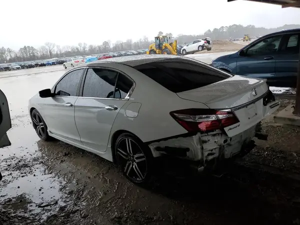 1HGCR2F15HA047384 2017 HONDA ACCORD - Image 2