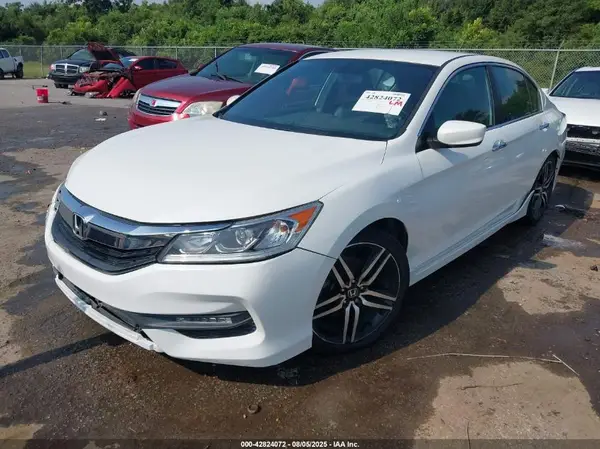 1HGCR2F15HA053914 2017 HONDA ACCORD - Image 2