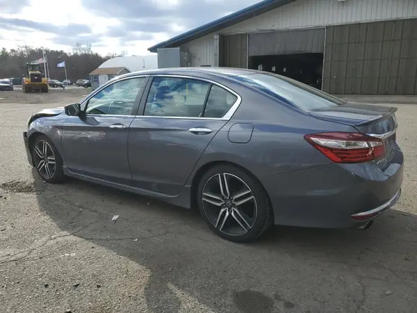 1HGCR2F15HA060877 2017 HONDA ACCORD - Image 2