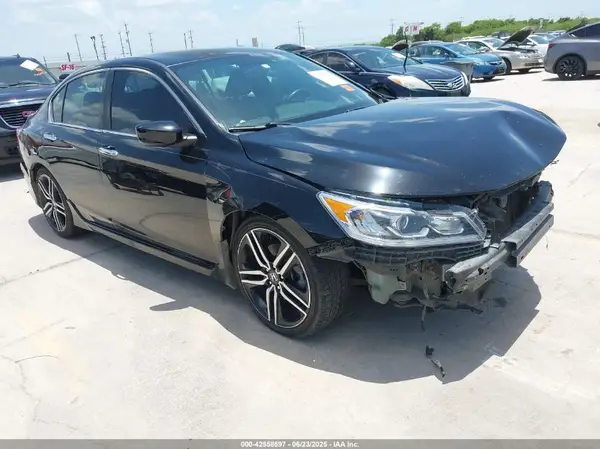 1HGCR2F15HA066291 2017 HONDA ACCORD - Image 1