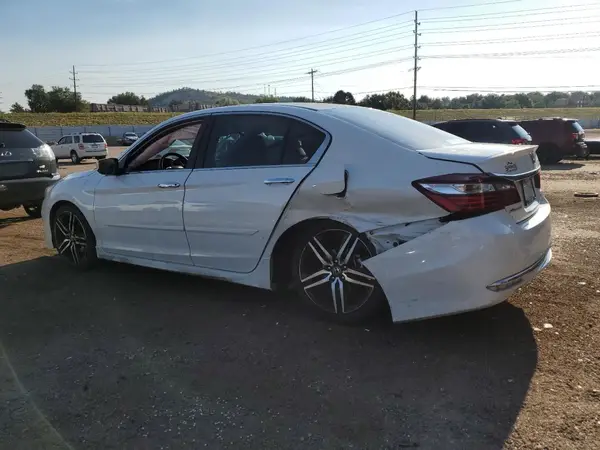 1HGCR2F15HA084385 2017 HONDA ACCORD - Image 2