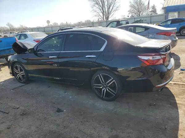 1HGCR2F15HA090512 2017 HONDA ACCORD - Image 2