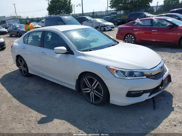 1HGCR2F15HA099551 2017 HONDA ACCORD - Image 1
