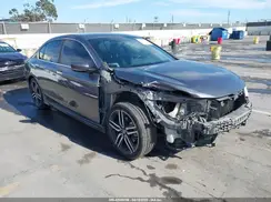1HGCR2F15HA100696 2017 HONDA ACCORD