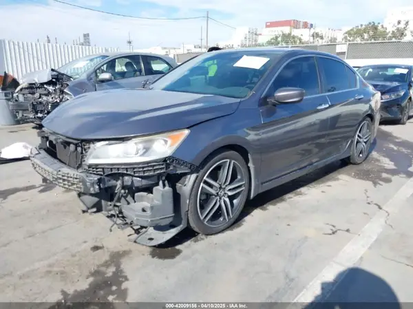 1HGCR2F15HA100696 2017 HONDA ACCORD - Image 2