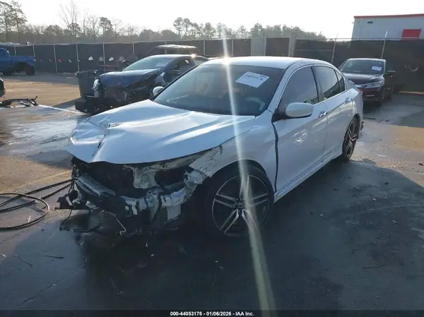 1HGCR2F15HA113917 2017 HONDA ACCORD - Image 2