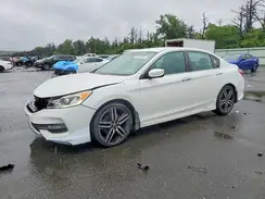 1HGCR2F15HA117658 2017 HONDA ACCORD