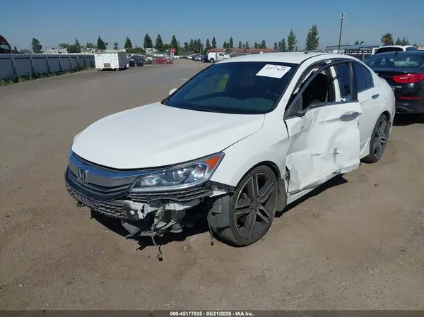 1HGCR2F15HA138655 2017 HONDA ACCORD - Image 2