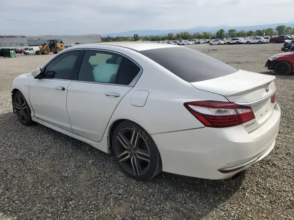 1HGCR2F15HA143127 2017 HONDA ACCORD - Image 2