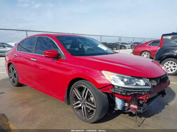 1HGCR2F15HA156380 2017 HONDA ACCORD - Image 1