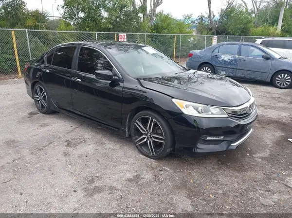 1HGCR2F15HA156847 2017 HONDA ACCORD - Image 1