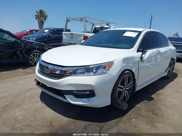 1HGCR2F15HA169307 2017 HONDA ACCORD - Image 2