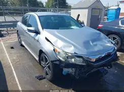 1HGCR2F15HA171672 2017 HONDA ACCORD