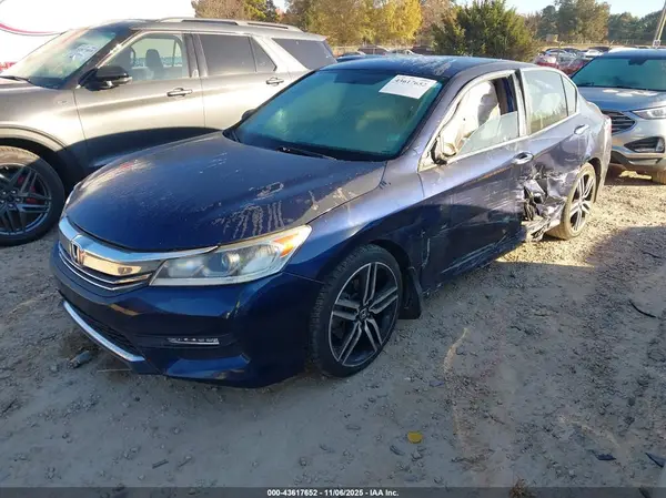 1HGCR2F15HA172868 2017 HONDA ACCORD - Image 2