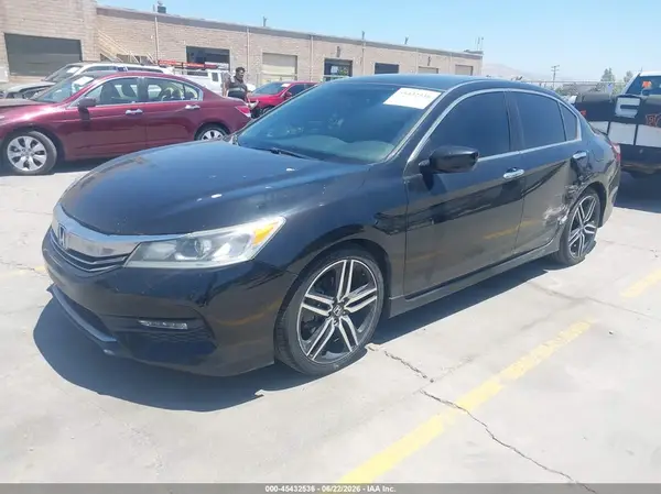 1HGCR2F15HA178153 2017 HONDA ACCORD - Image 2