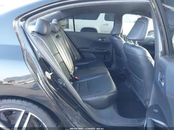 1HGCR2F15HA180372 2017 HONDA ACCORD - Image 8