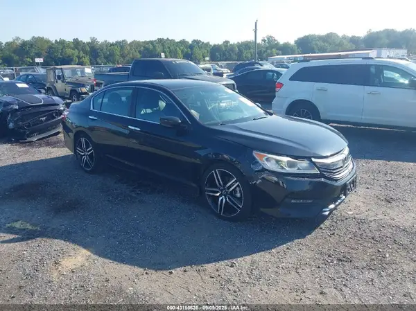 1HGCR2F15HA184230 2017 HONDA ACCORD - Image 1