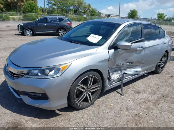 1HGCR2F15HA198127 2017 HONDA ACCORD - Image 2