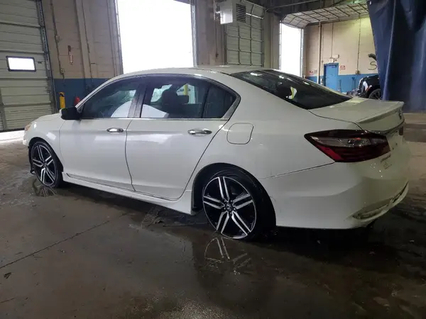 1HGCR2F15HA202869 2017 HONDA ACCORD - Image 2