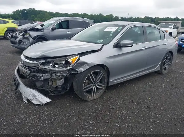 1HGCR2F15HA232518 2017 HONDA ACCORD - Image 2