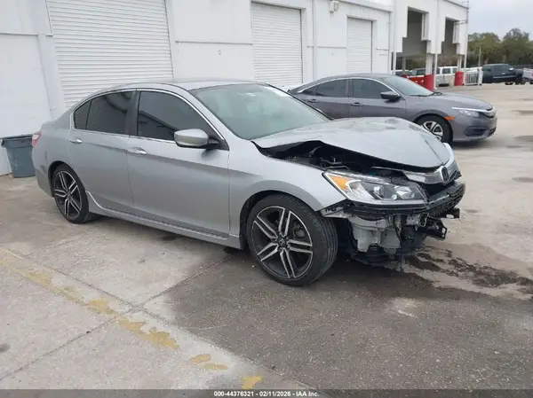 1HGCR2F15HA255331 2017 HONDA ACCORD - Image 1