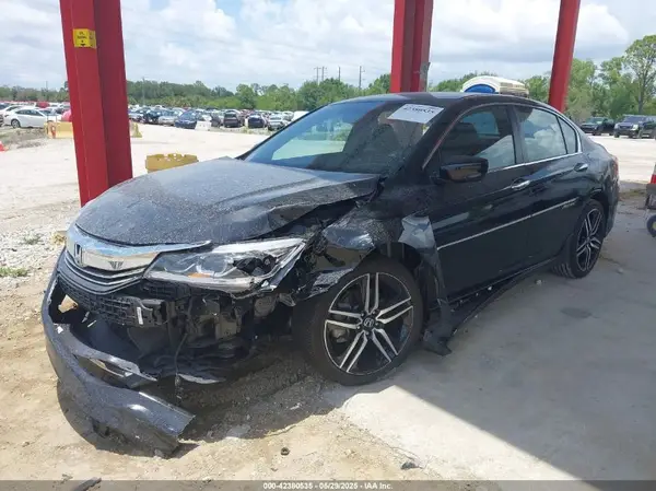 1HGCR2F15HA270640 2017 HONDA ACCORD - Image 2