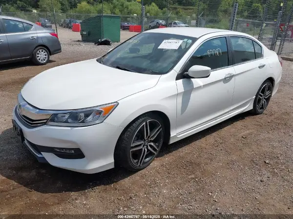 1HGCR2F15HA273327 2017 HONDA ACCORD - Image 2
