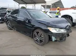 1HGCR2F16HA010702 2017 HONDA ACCORD